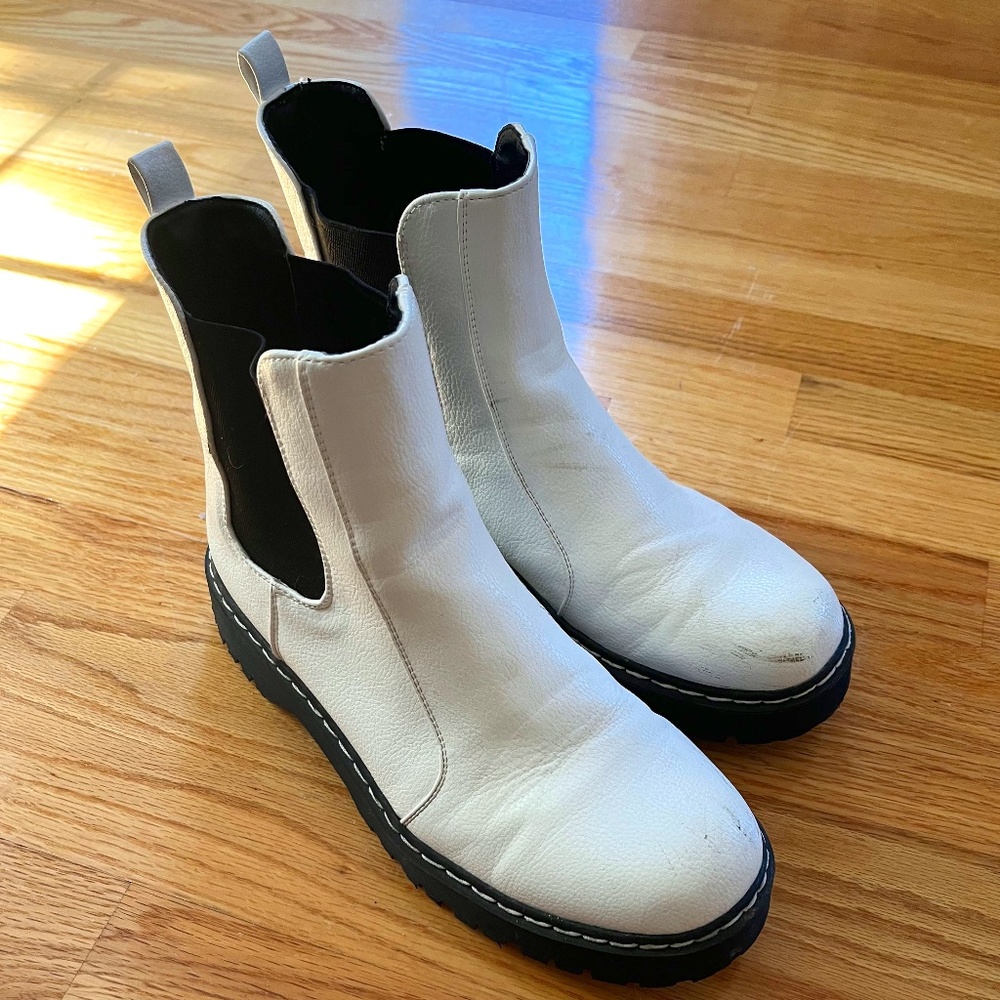 Sincerely Jules White Boots